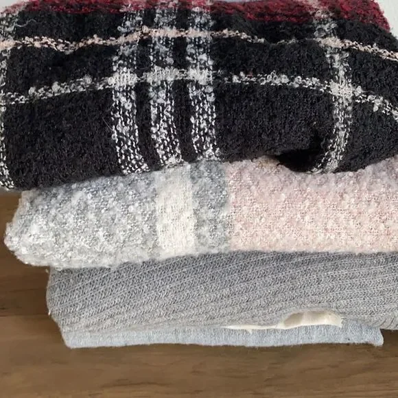 Scarf/Shawl Bundle of 5 - Picture 2 of 3